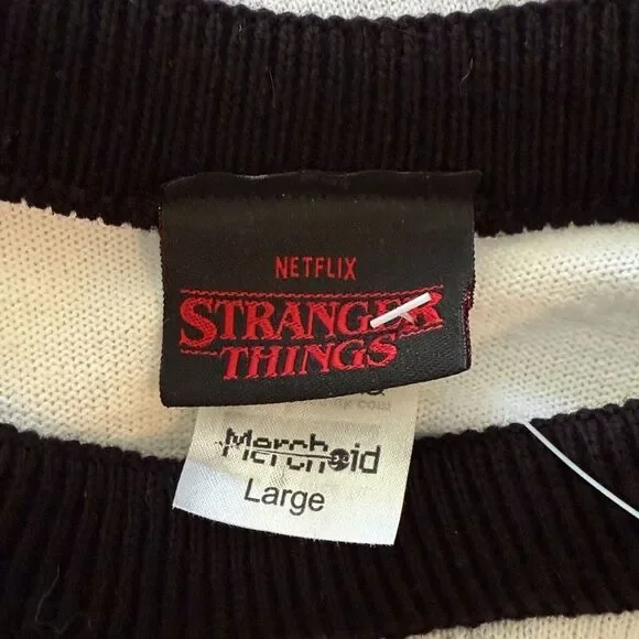 Netflix Stranger Things Hellfire Club Christmas Unisex Sweater, Size Large. - Picture 13 of 15